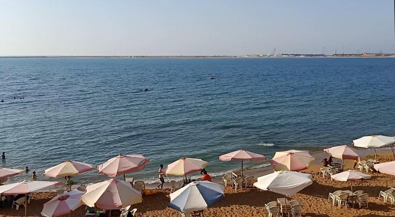 Furnished Apartment - Beach View "Nearest Beach 2 Minutes Walking" - Free Wifi- Abo Keer - Alexandria - Egypt Abu Qir 外观 照片