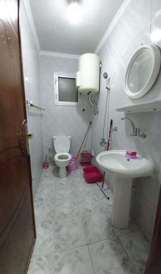 Furnished Apartment - Beach View "Nearest Beach 2 Minutes Walking" - Free Wifi- Abo Keer - Alexandria - Egypt Abu Qir 外观 照片