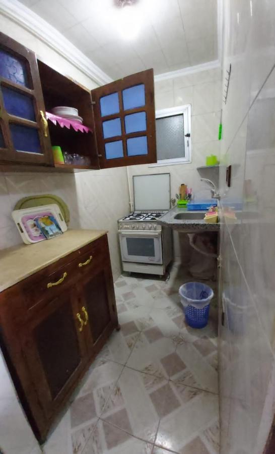 Furnished Apartment - Beach View "Nearest Beach 2 Minutes Walking" - Free Wifi- Abo Keer - Alexandria - Egypt Abu Qir 外观 照片