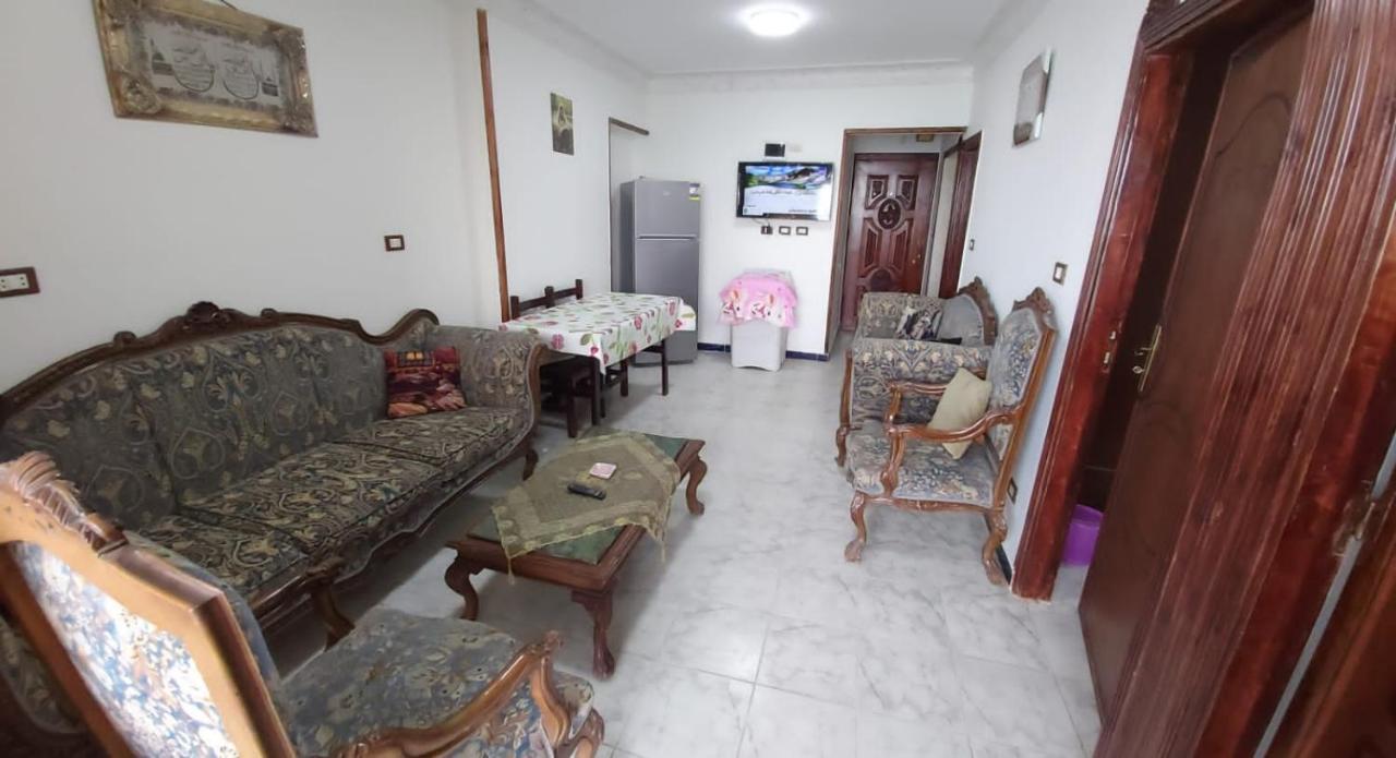 Furnished Apartment - Beach View "Nearest Beach 2 Minutes Walking" - Free Wifi- Abo Keer - Alexandria - Egypt Abu Qir 外观 照片