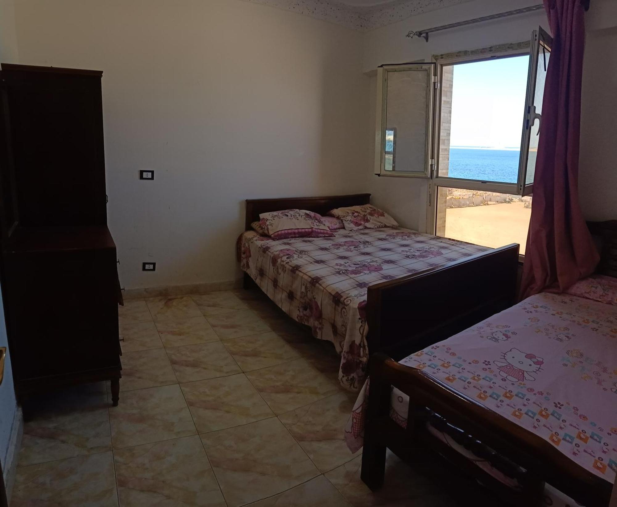 Furnished Apartment - Beach View "Nearest Beach 2 Minutes Walking" - Free Wifi- Abo Keer - Alexandria - Egypt Abu Qir 外观 照片